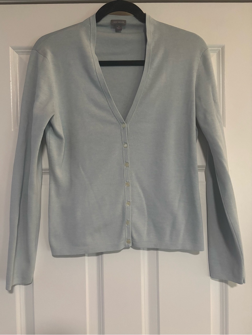 Ann Taylor Y2K Pale Blue Silk Blend Button Front Cardigan, size Medium